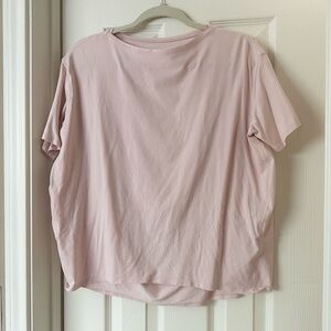 Lululemon tee